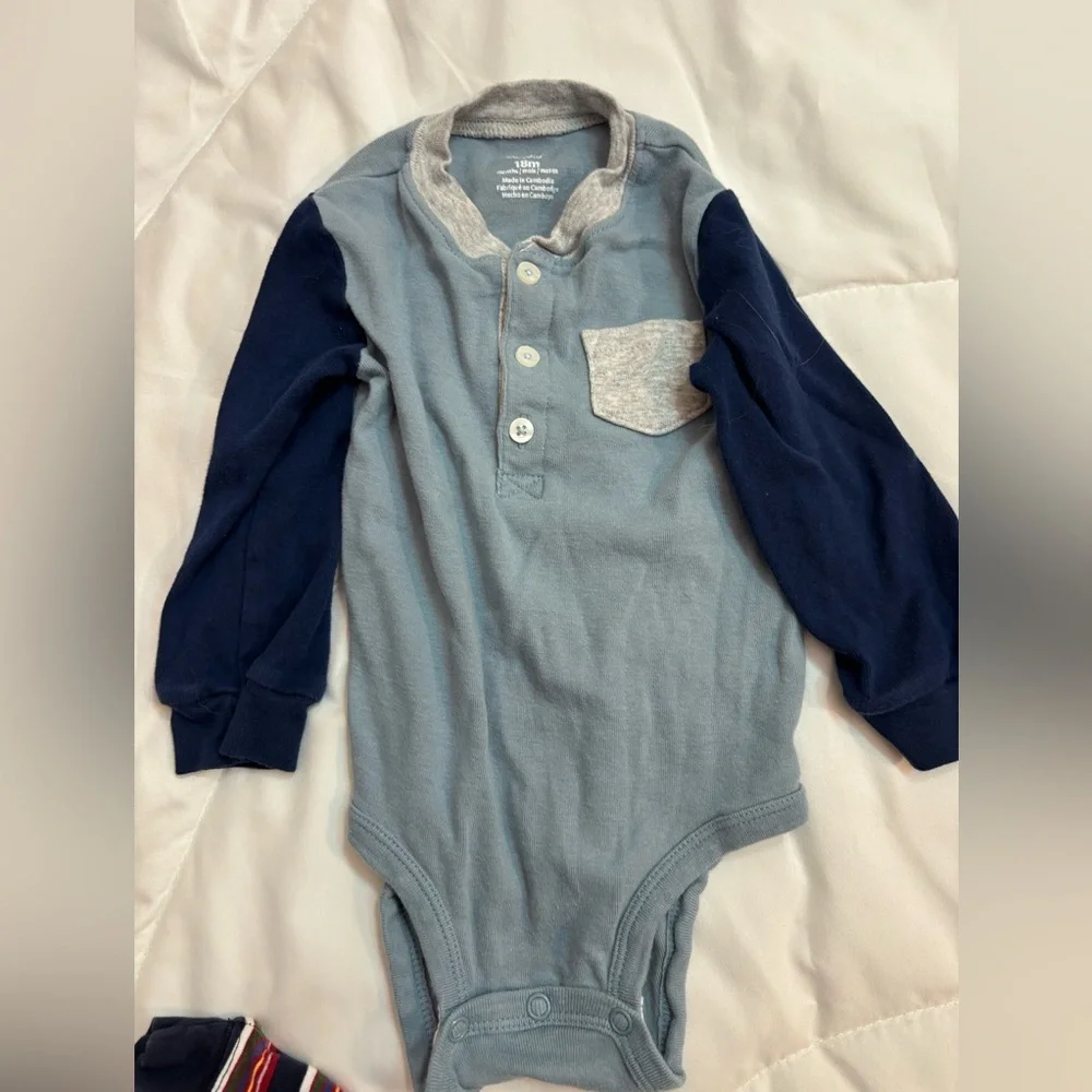 Set of 2 Carters and OshKosh B'gosh Multicolor Baby Snaps Shirt- one piece 18M